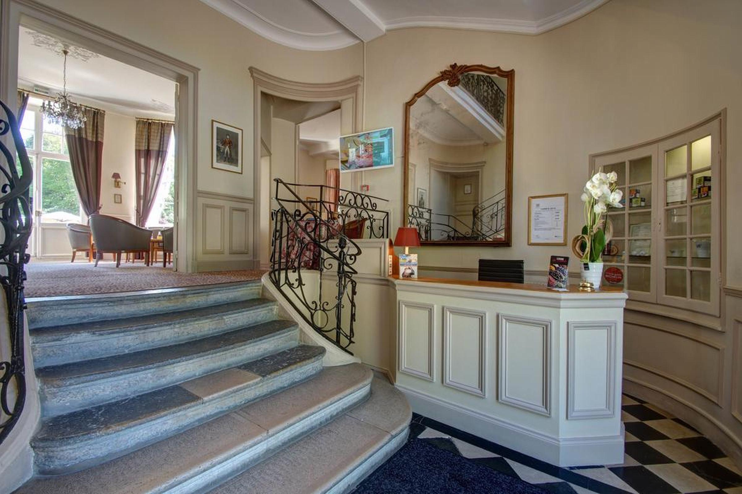 Hotel Chateau Clery Hesdin-lʼAbbé Dış mekan fotoğraf